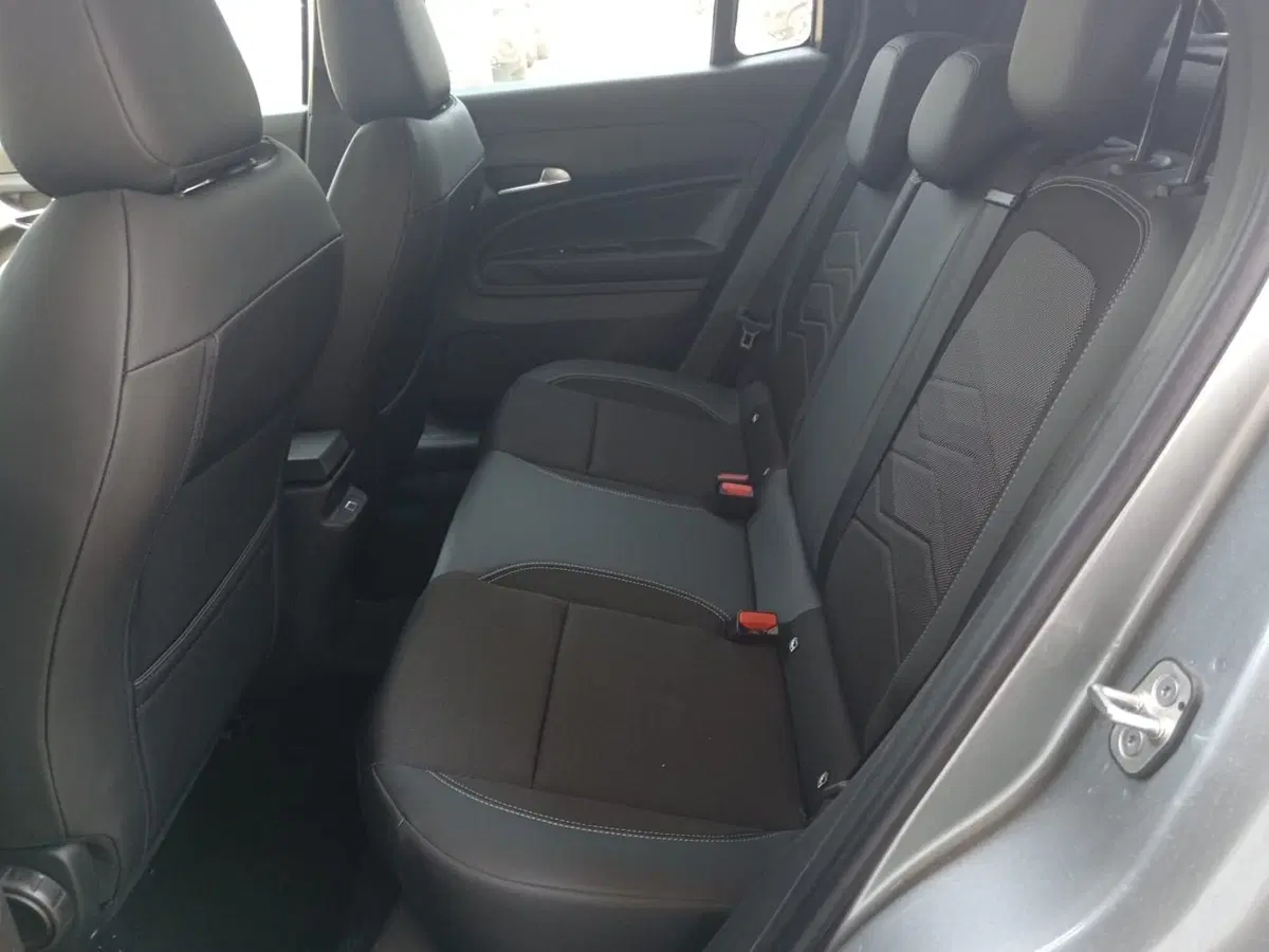Jeep Avenger nuova a Alessandria (13)