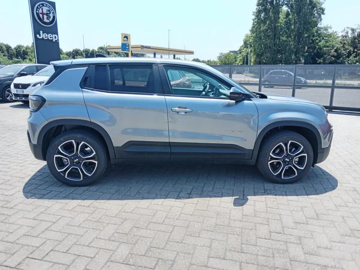 Jeep Avenger nuova a Alessandria (4)