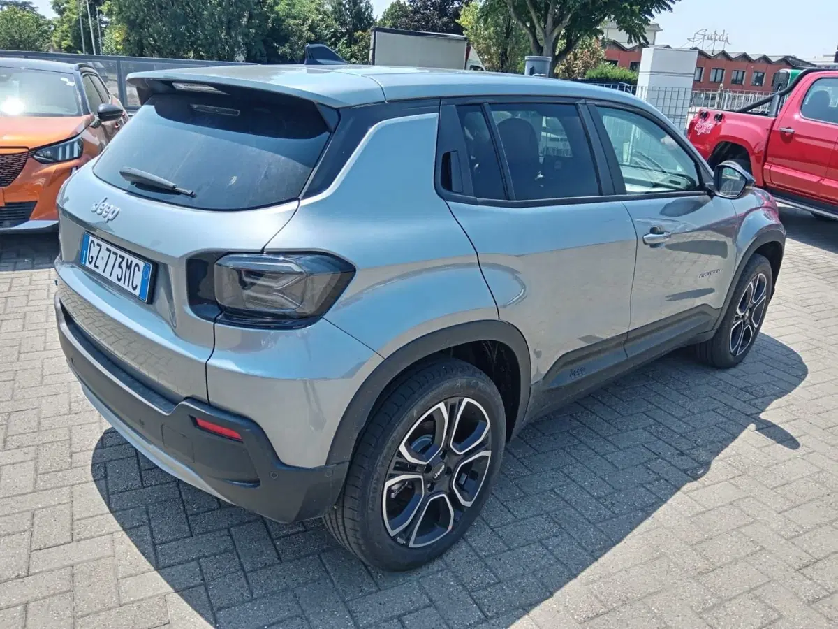 Jeep Avenger nuova a Alessandria (5)