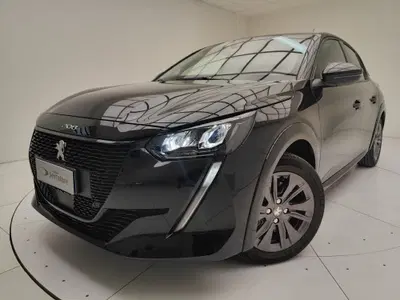 Peugeot 208 motore elettrico 136 CV 5 porte Allure Pack nuova a Erba