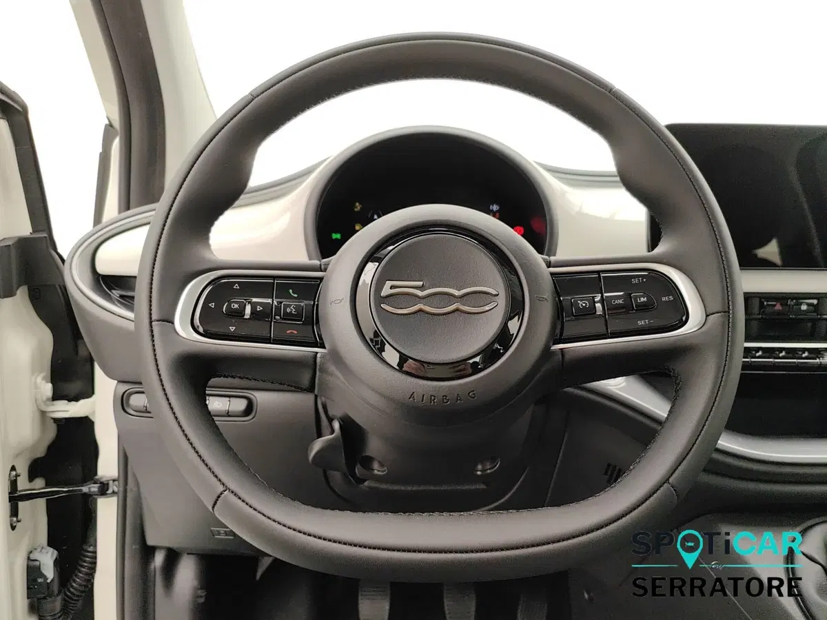 Fiat 500 nuova a Como (13)