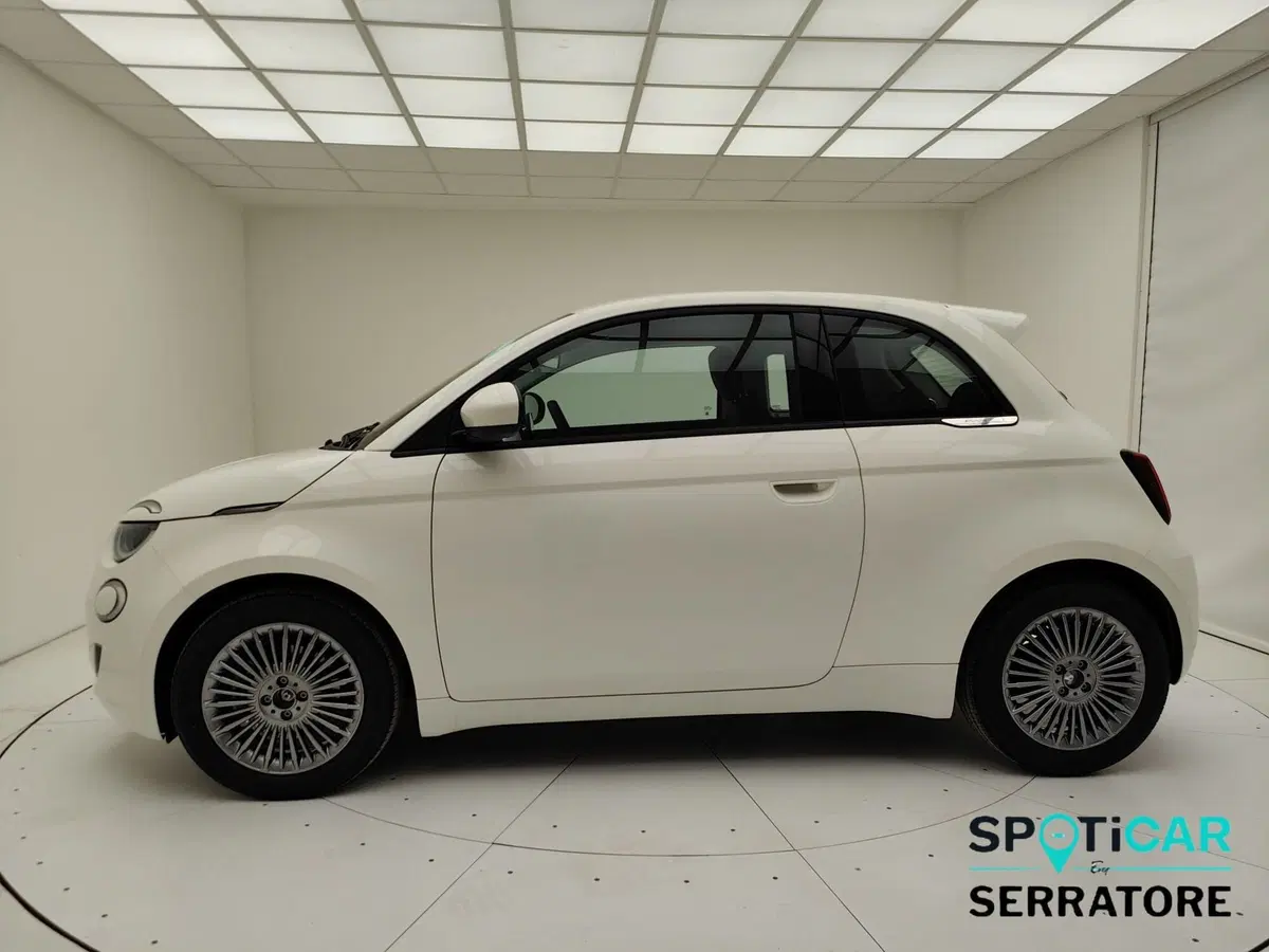 Fiat 500 nuova a Como (16)