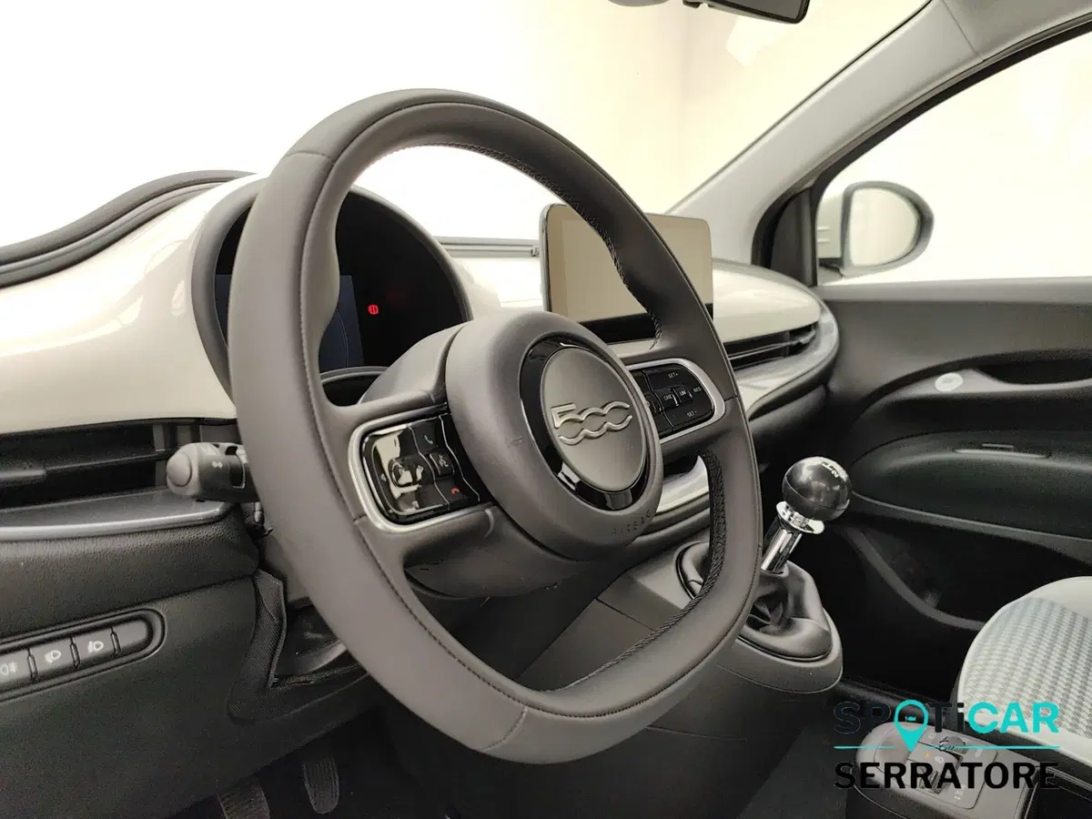 Fiat 500 nuova a Como (7)