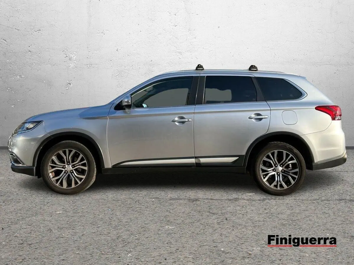 Mitsubishi Outlander usata a Sondrio (6)
