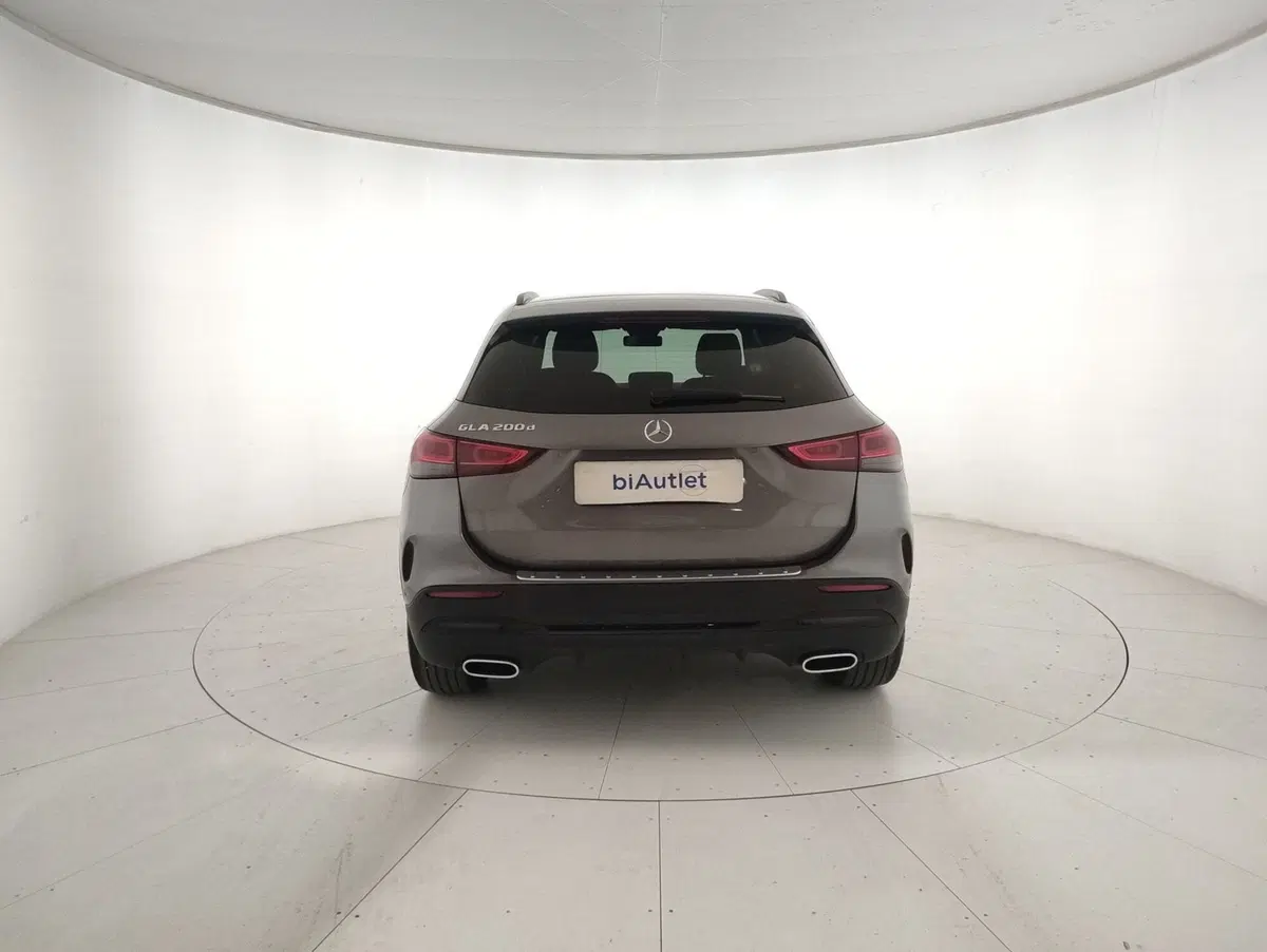 Mercedes-Benz GLA SUV usata a Alessandria (3)