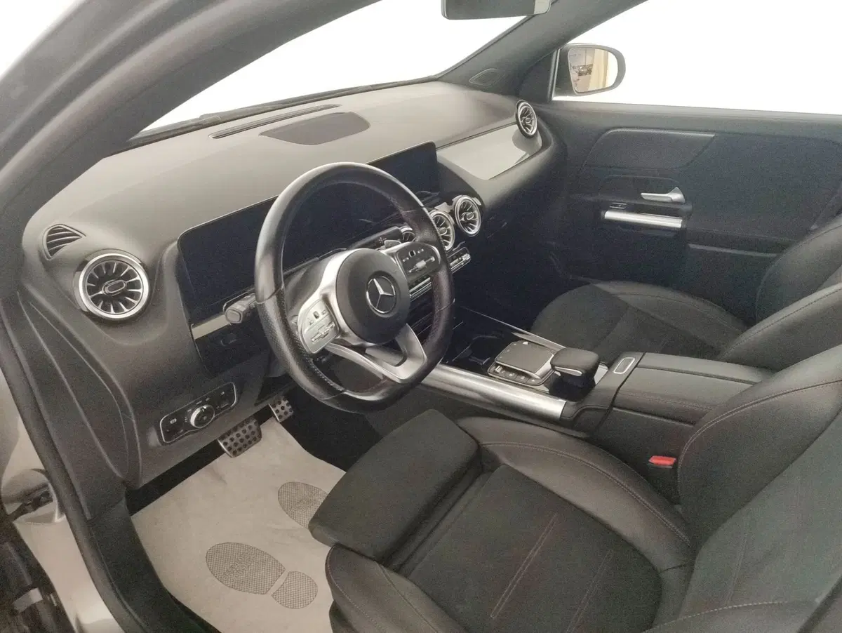 Mercedes-Benz GLA SUV usata a Alessandria (6)