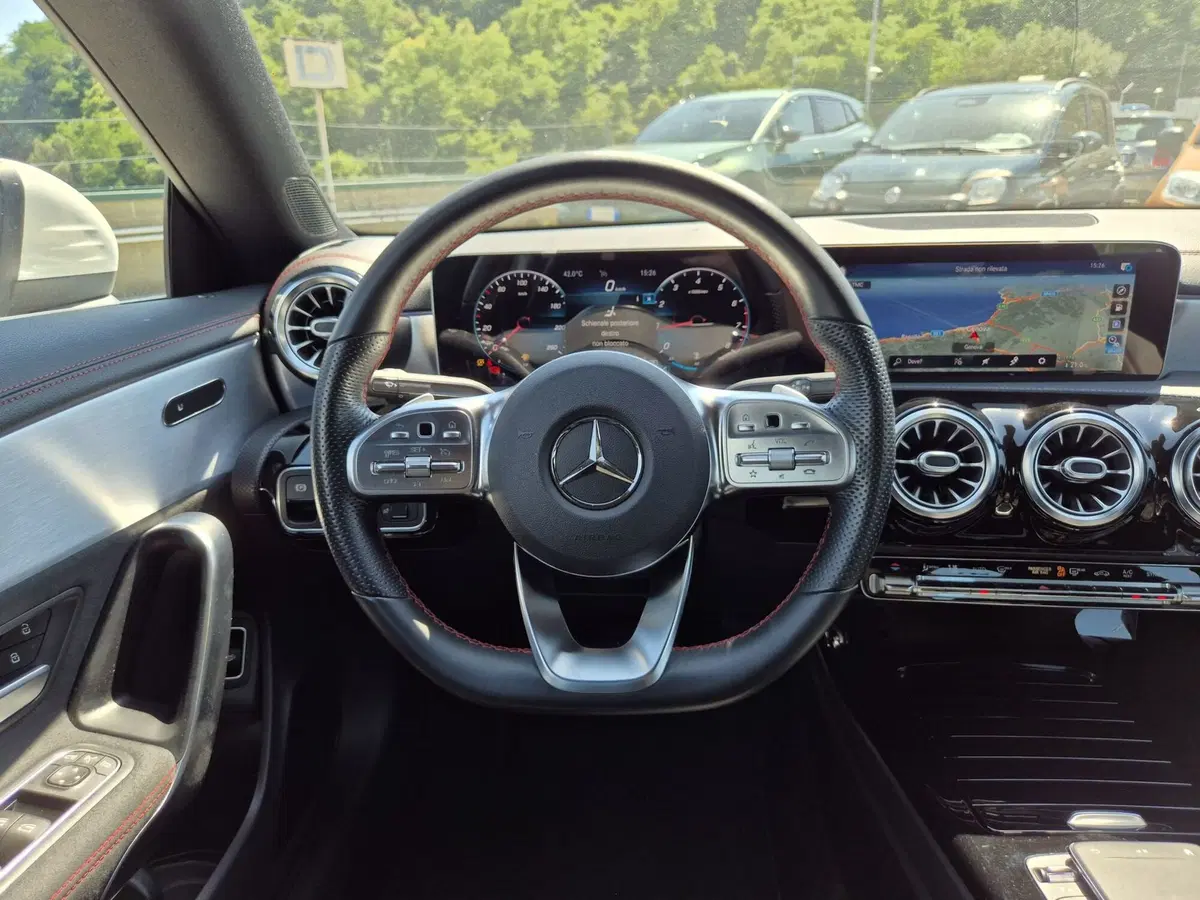 Mercedes-Benz CLA usata  (17)