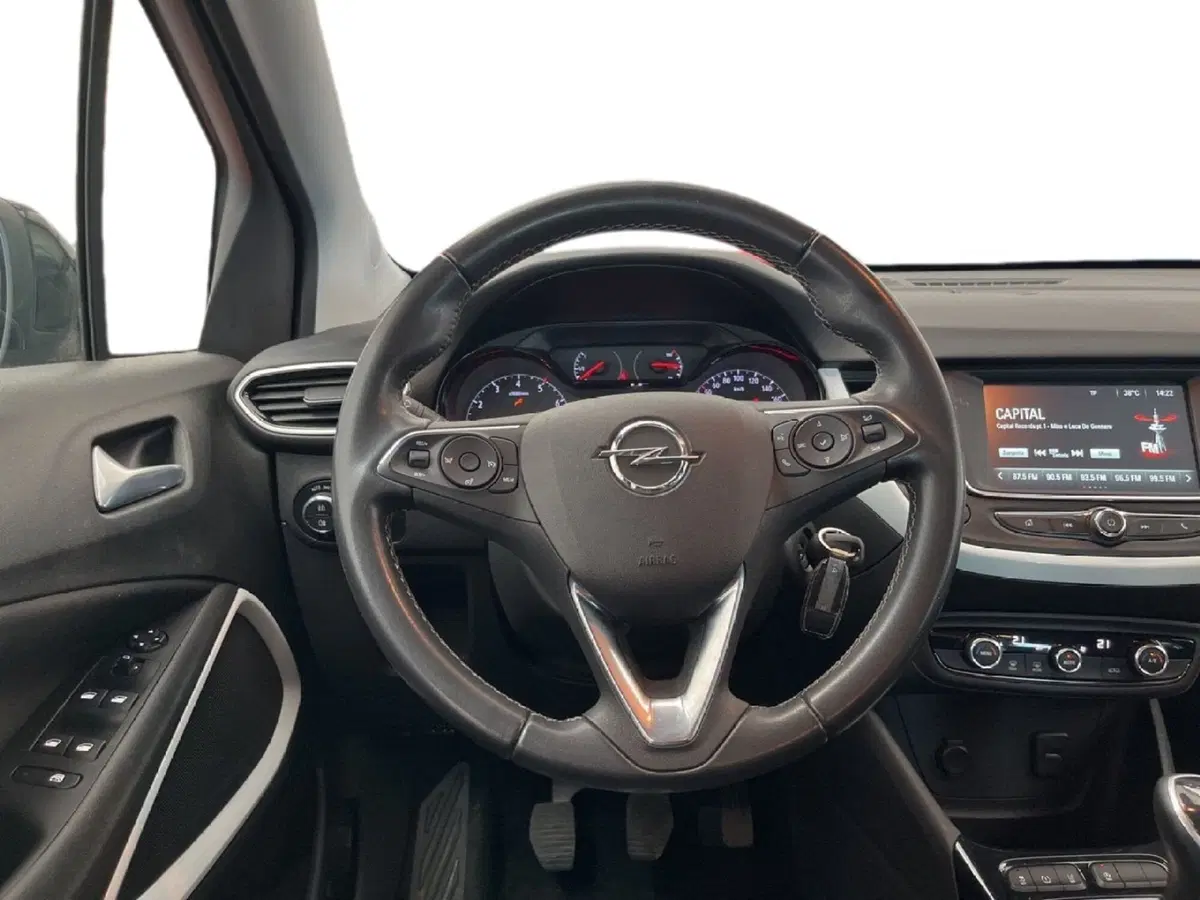 Opel Crossland X usata a Torino (11)