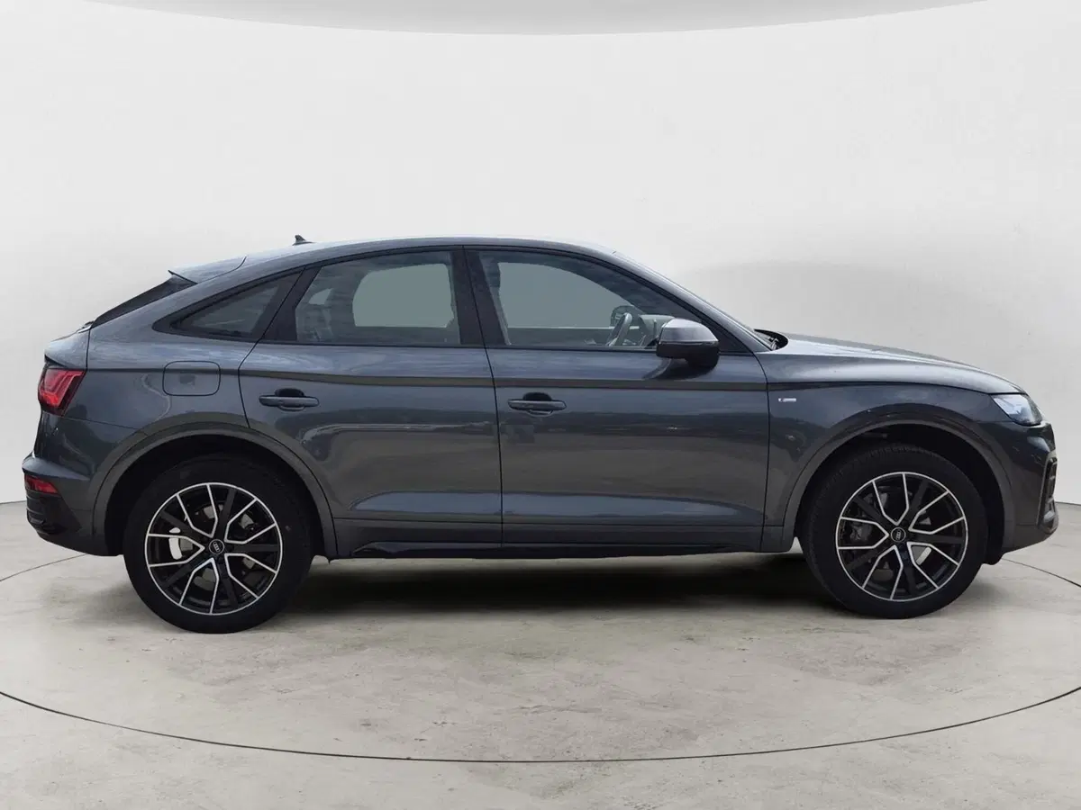 Audi Q5 Sportback usata  (5)