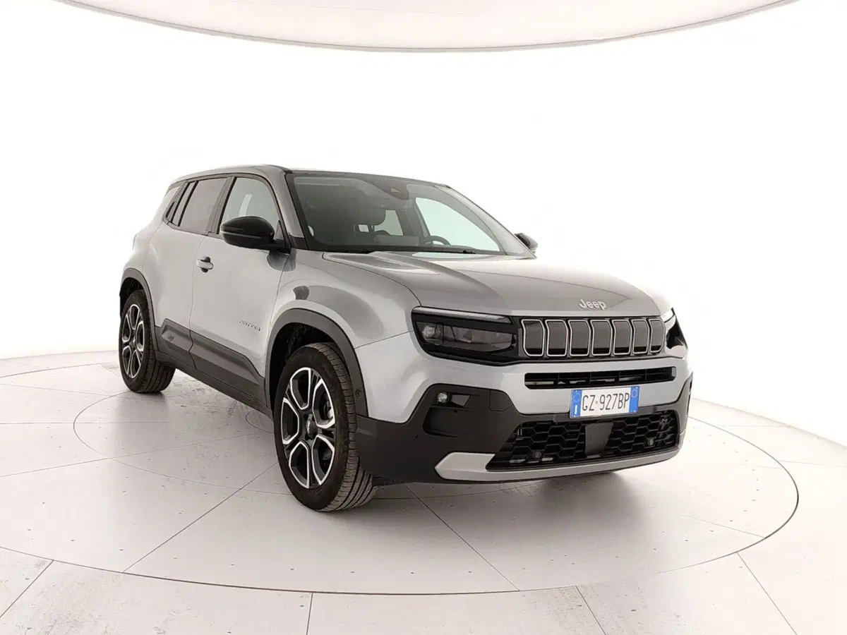 Jeep Avenger usata a Caserta
