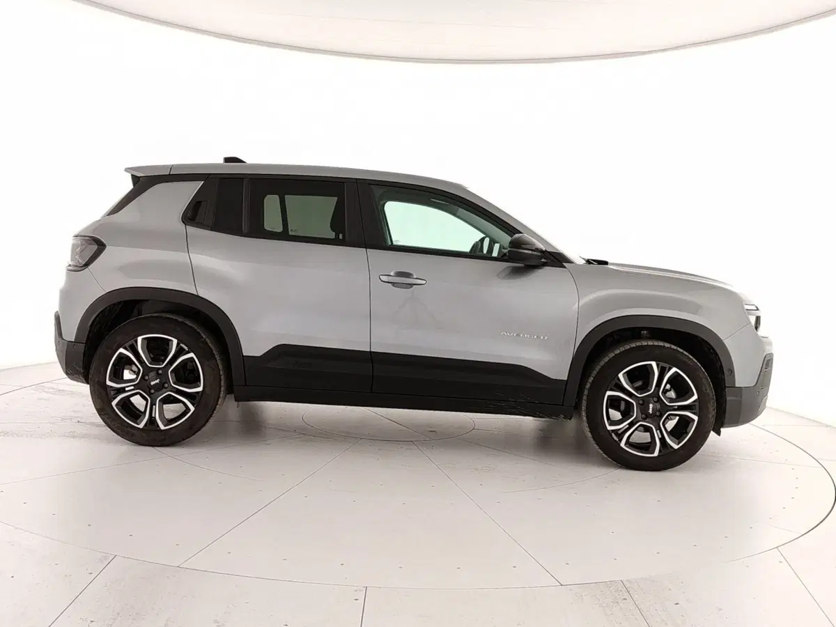 Jeep Avenger usata a Caserta (7)