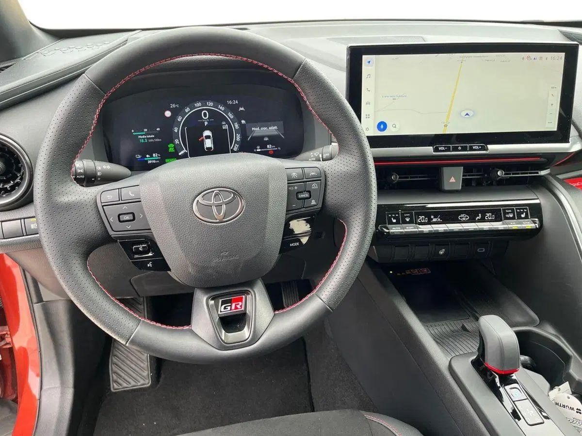 Toyota Toyota C-HR usata a Ragusa (7)