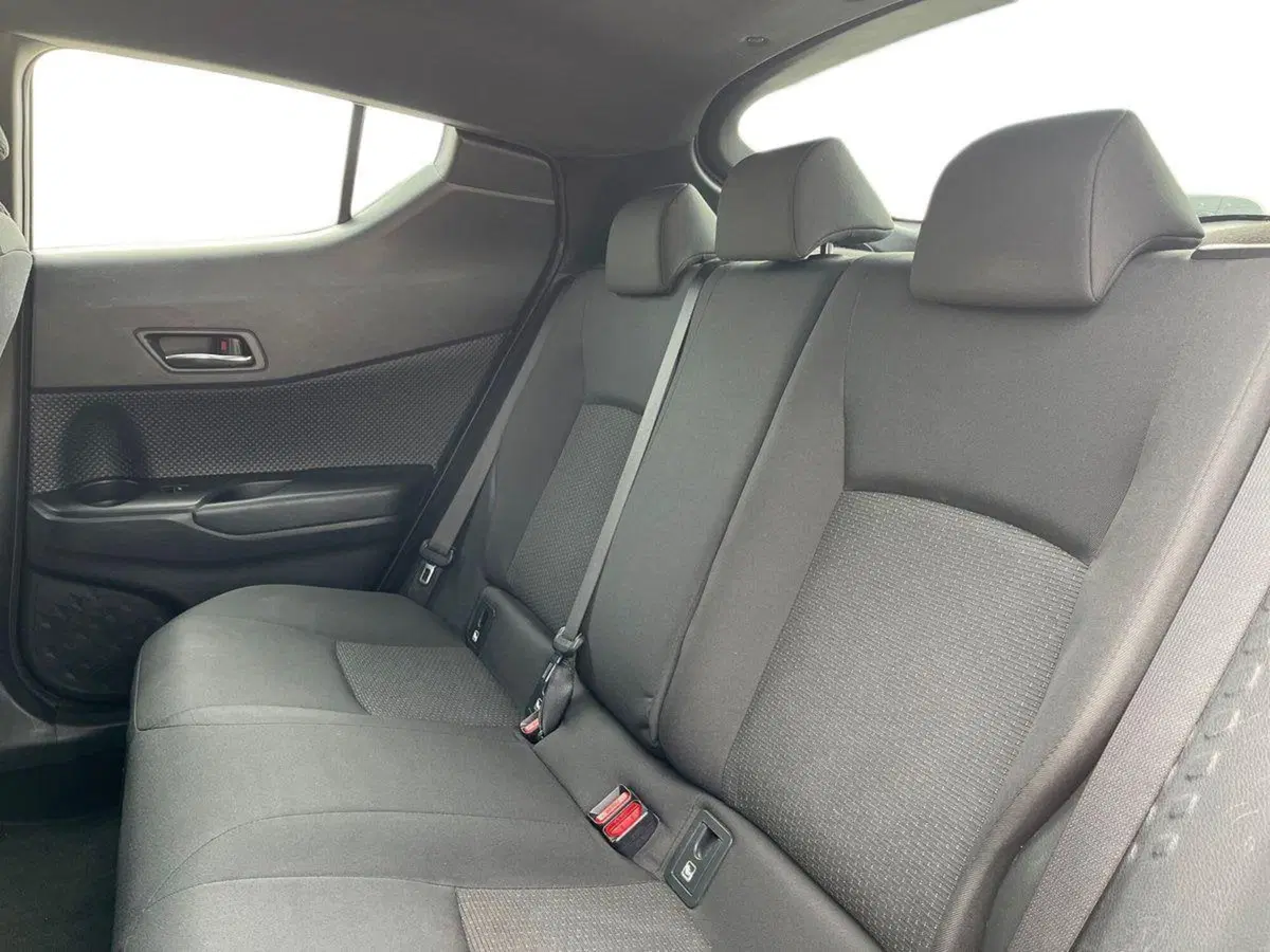 Toyota Toyota C-HR usata a Ragusa (10)
