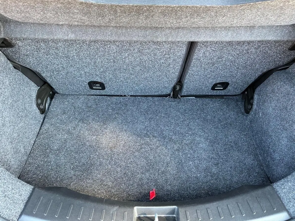 Lancia Ypsilon usata a Prato (10)