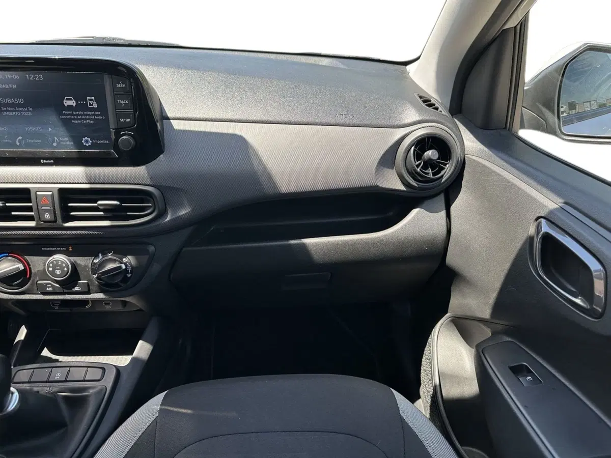 Hyundai i10 usata a Pistoia (11)