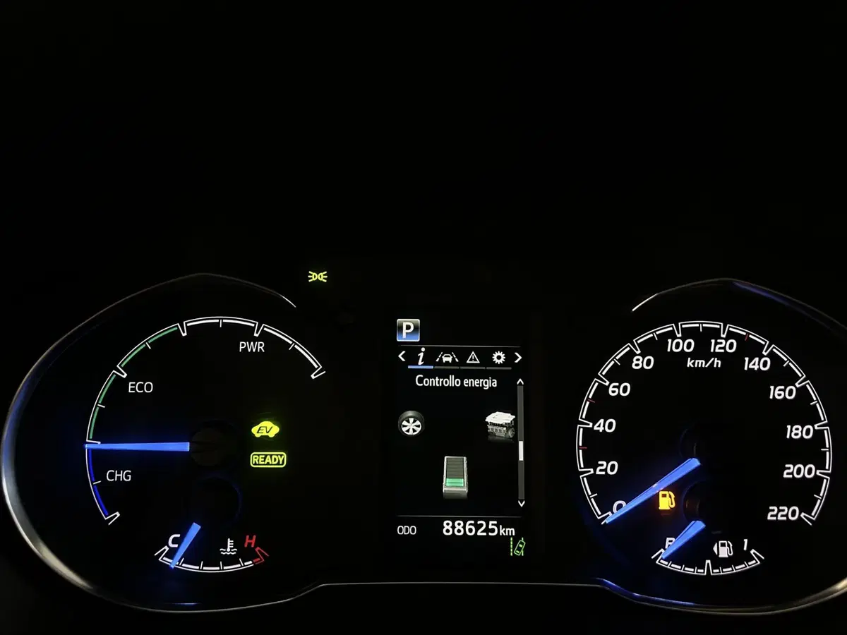 Toyota Yaris usata a Milano (8)