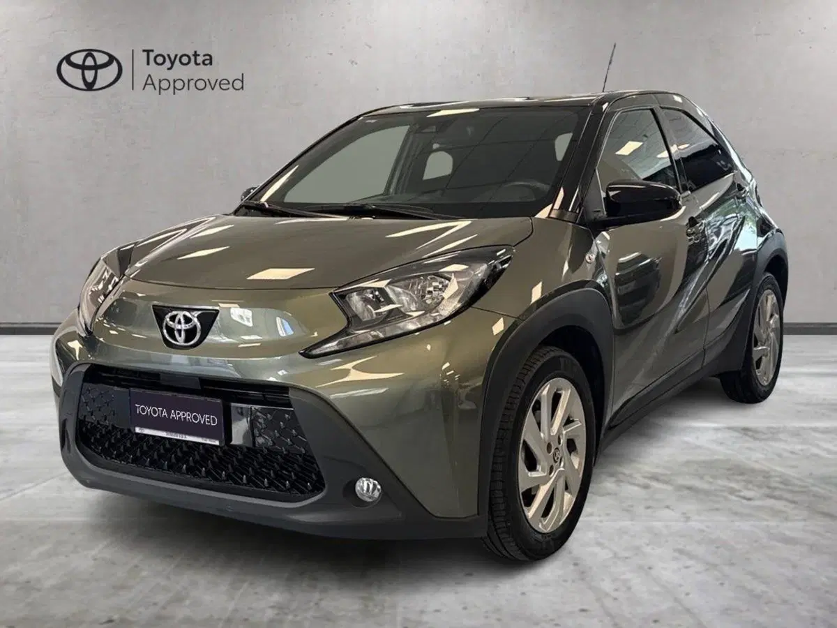 Toyota Aygo X usata a Prato