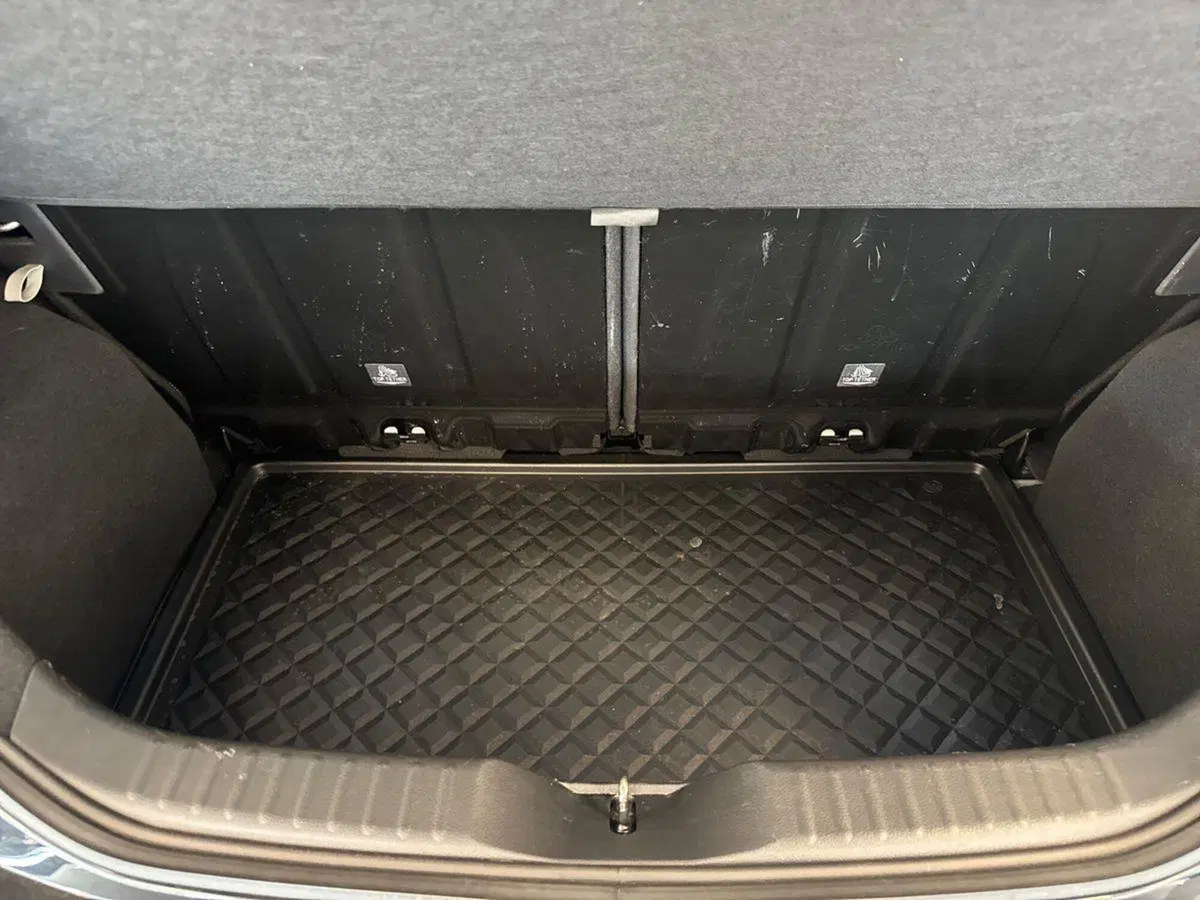 Toyota Aygo X usata a Prato (13)