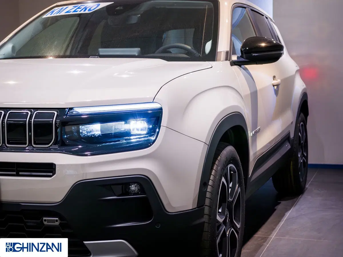 Jeep Avenger nuova a Bergamo (19)