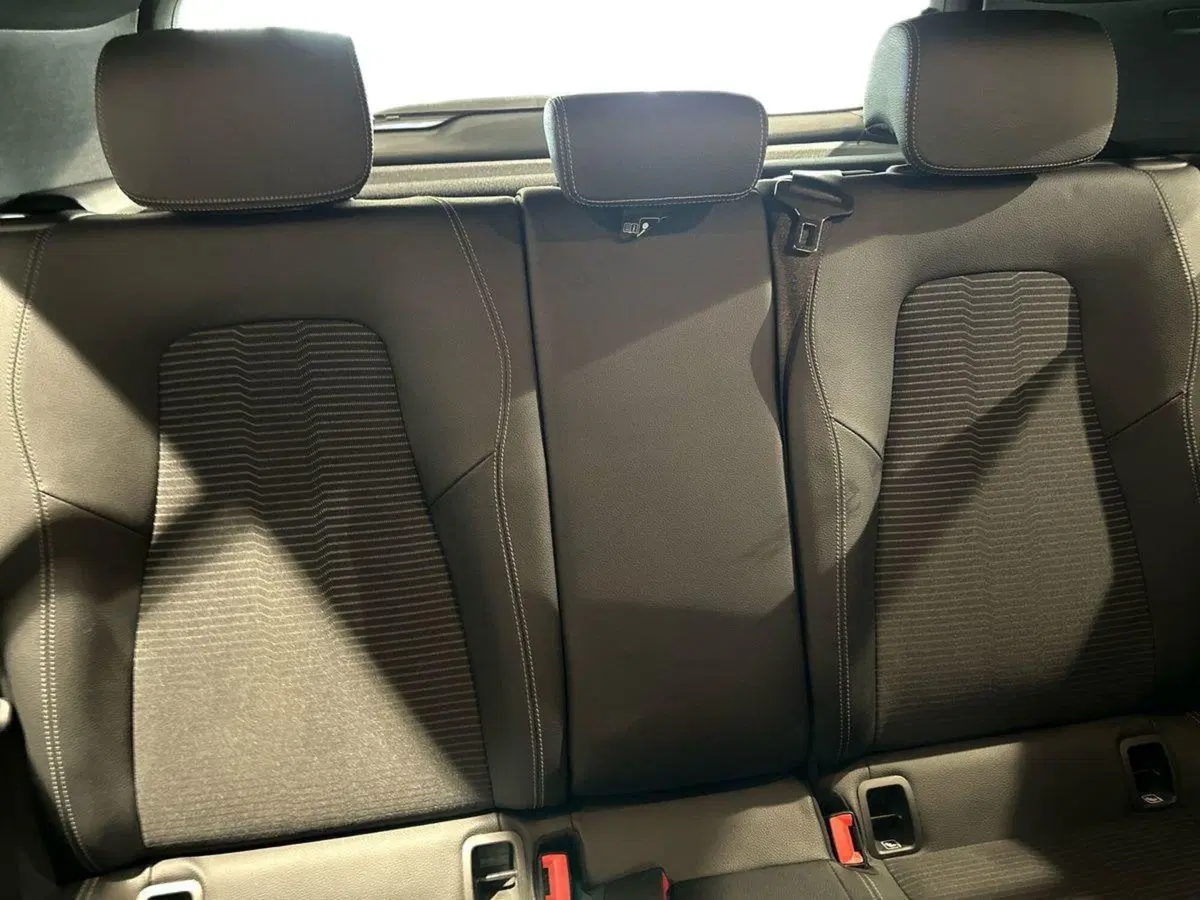 Mercedes-Benz Classe A Sedan usata a Milano (13)