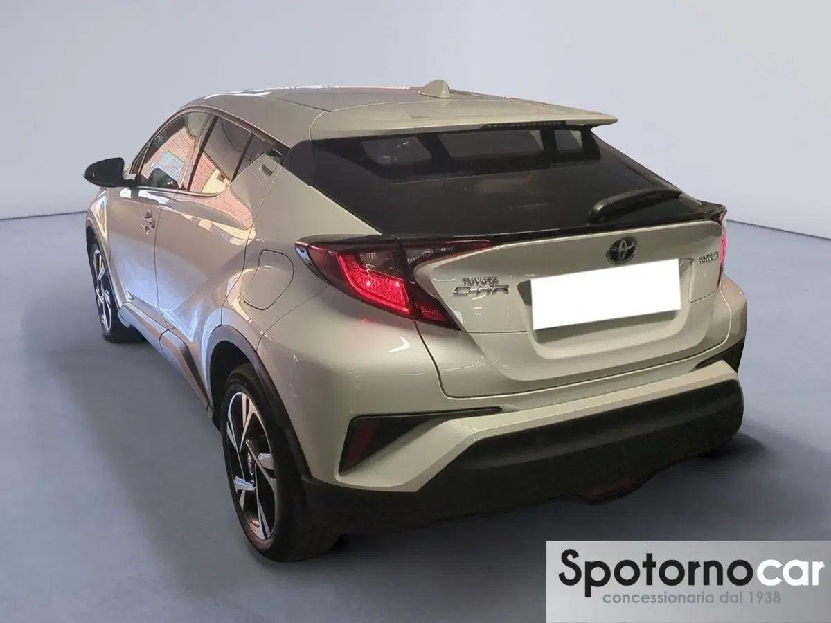 Toyota Toyota C-HR usata a Milano (4)