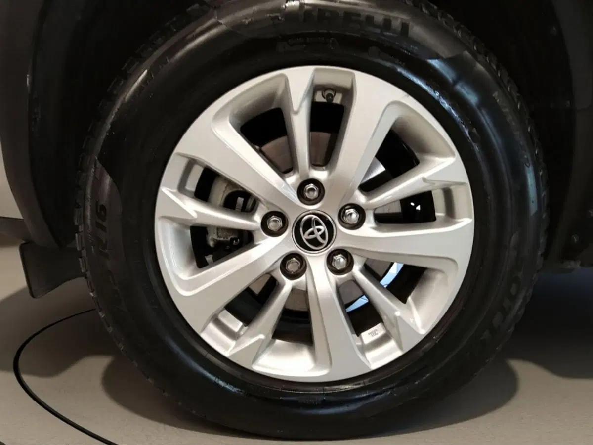 Toyota Yaris Cross usata a Bergamo (12)