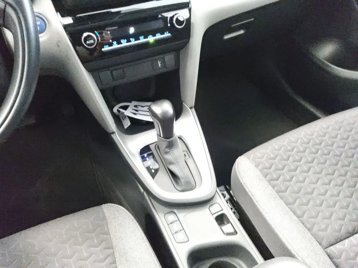 Toyota Yaris Cross usata a Bergamo (7)
