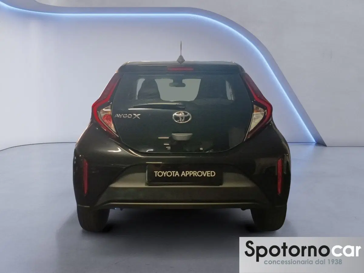 Toyota Aygo X usata a Milano (5)