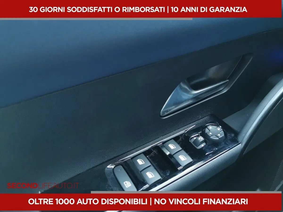 Lancia Ypsilon usata a Chieti (16)