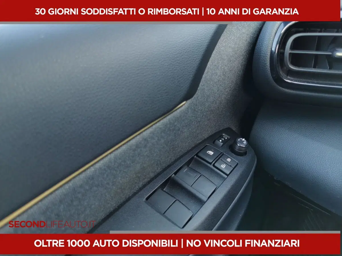 Toyota Yaris Cross usata a Chieti (17)