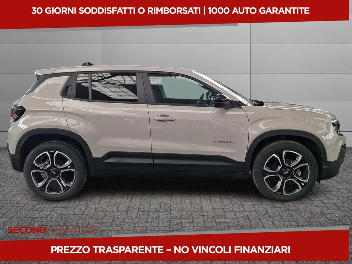 Jeep Avenger usata a Roma (13)