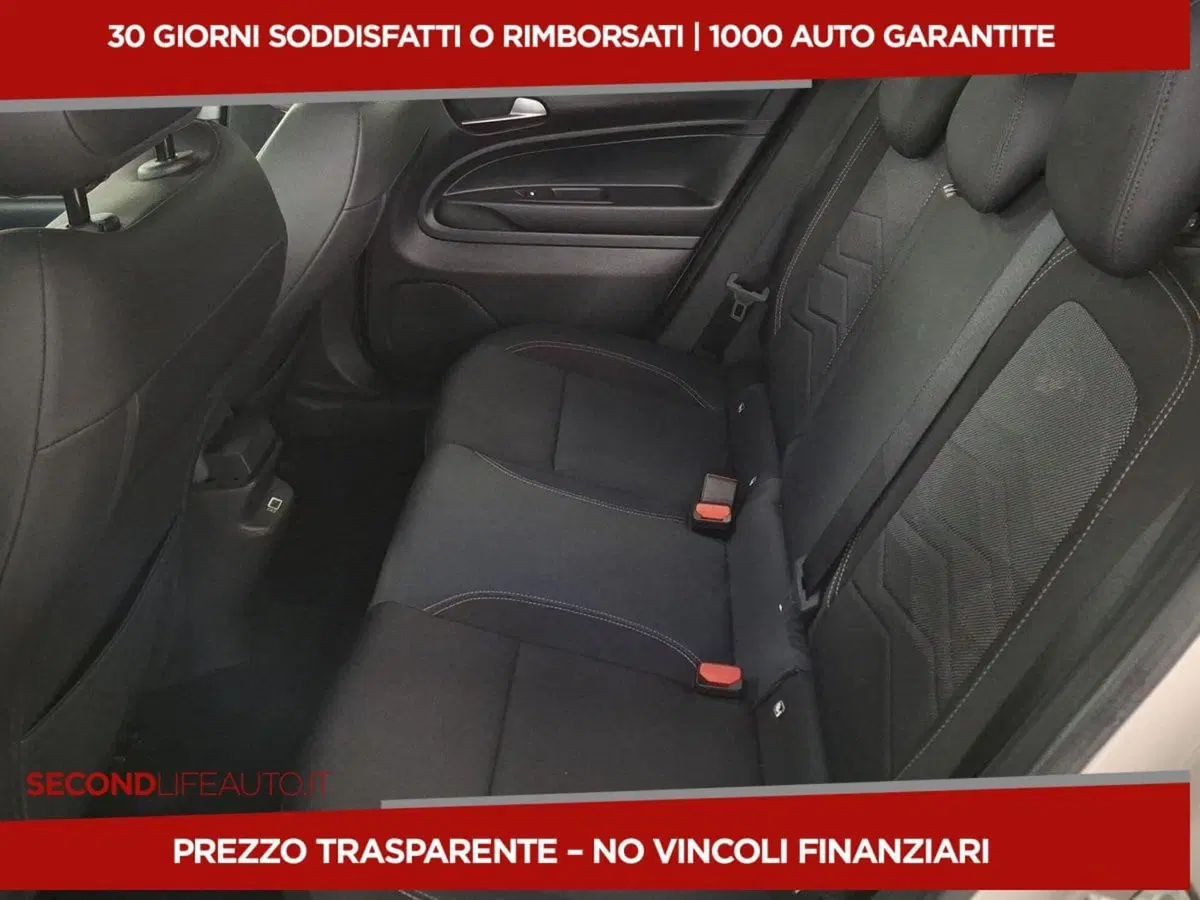 Jeep Avenger usata a Roma (2)