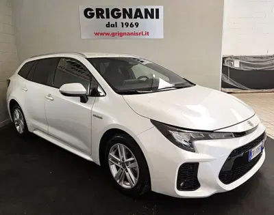 Suzuki Swace 1.8h Cool e-cvt del 2024 usata a Cava Manara