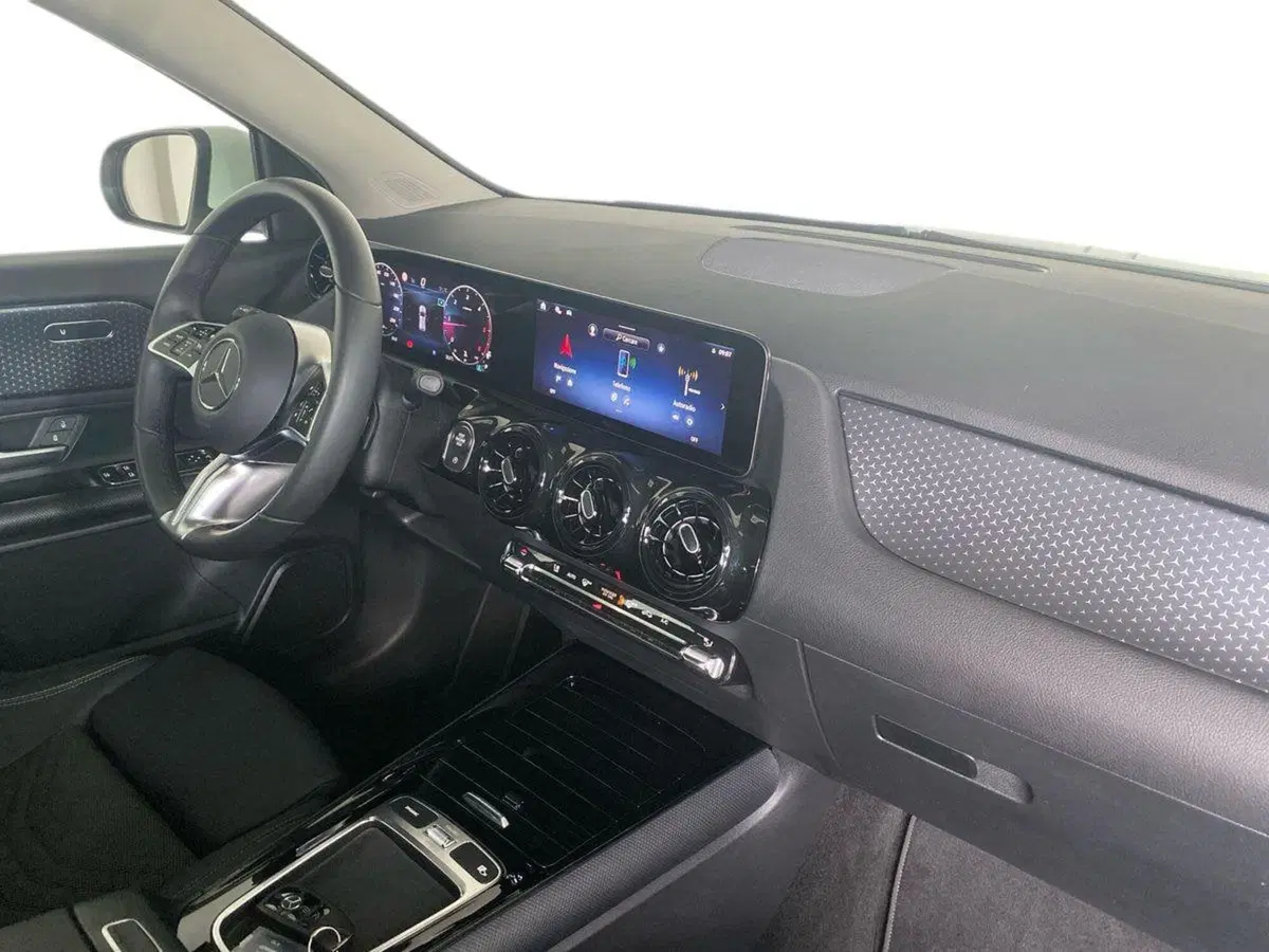 Mercedes-Benz GLA SUV usata a Bergamo (10)