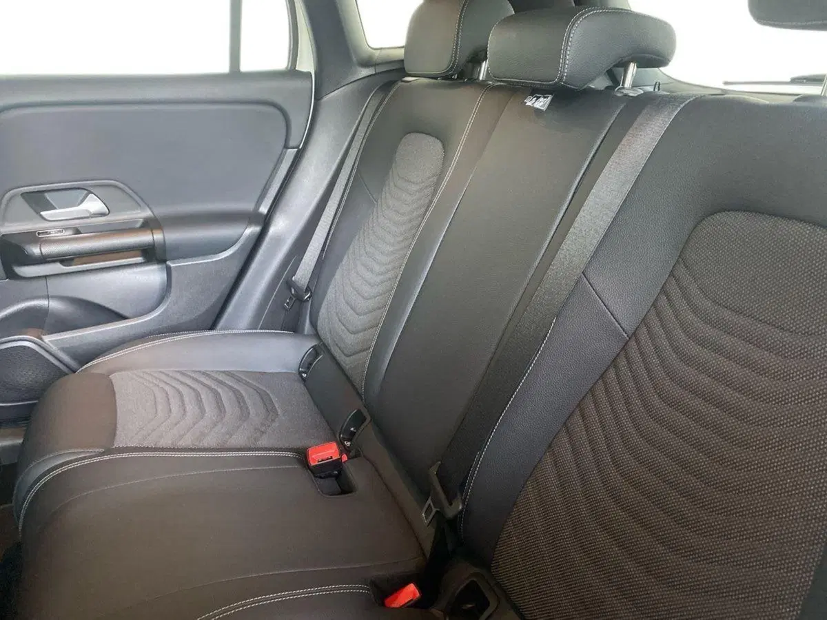 Mercedes-Benz GLA SUV usata a Bergamo (11)