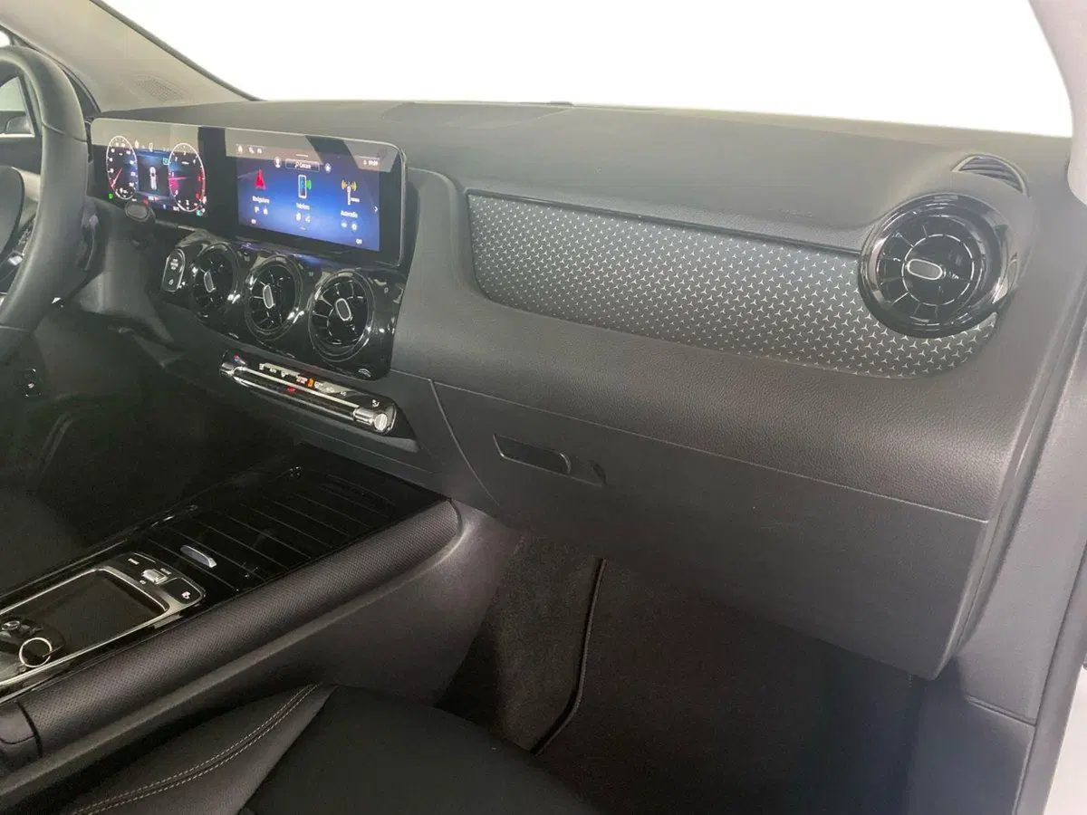 Mercedes-Benz GLA SUV usata a Bergamo (9)