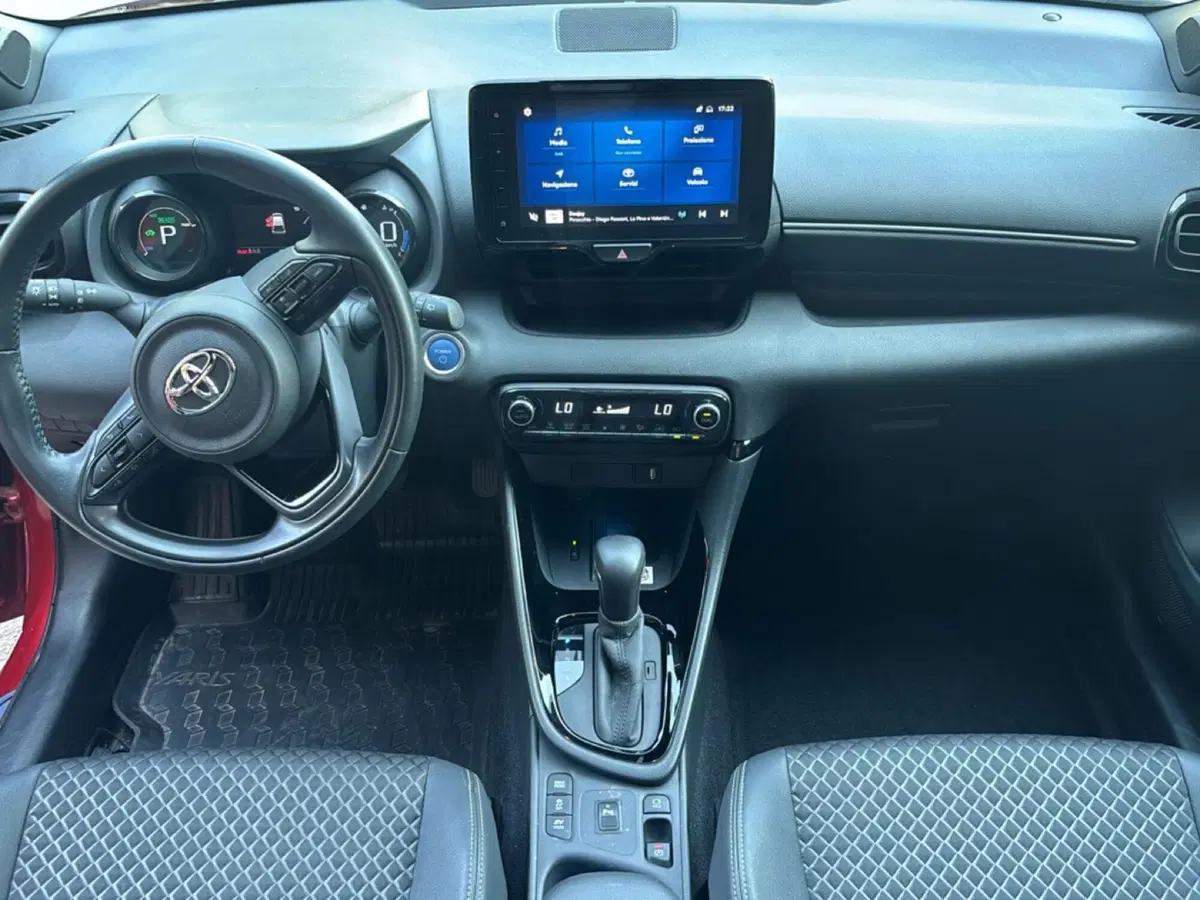 Toyota Yaris usata a Bologna (10)