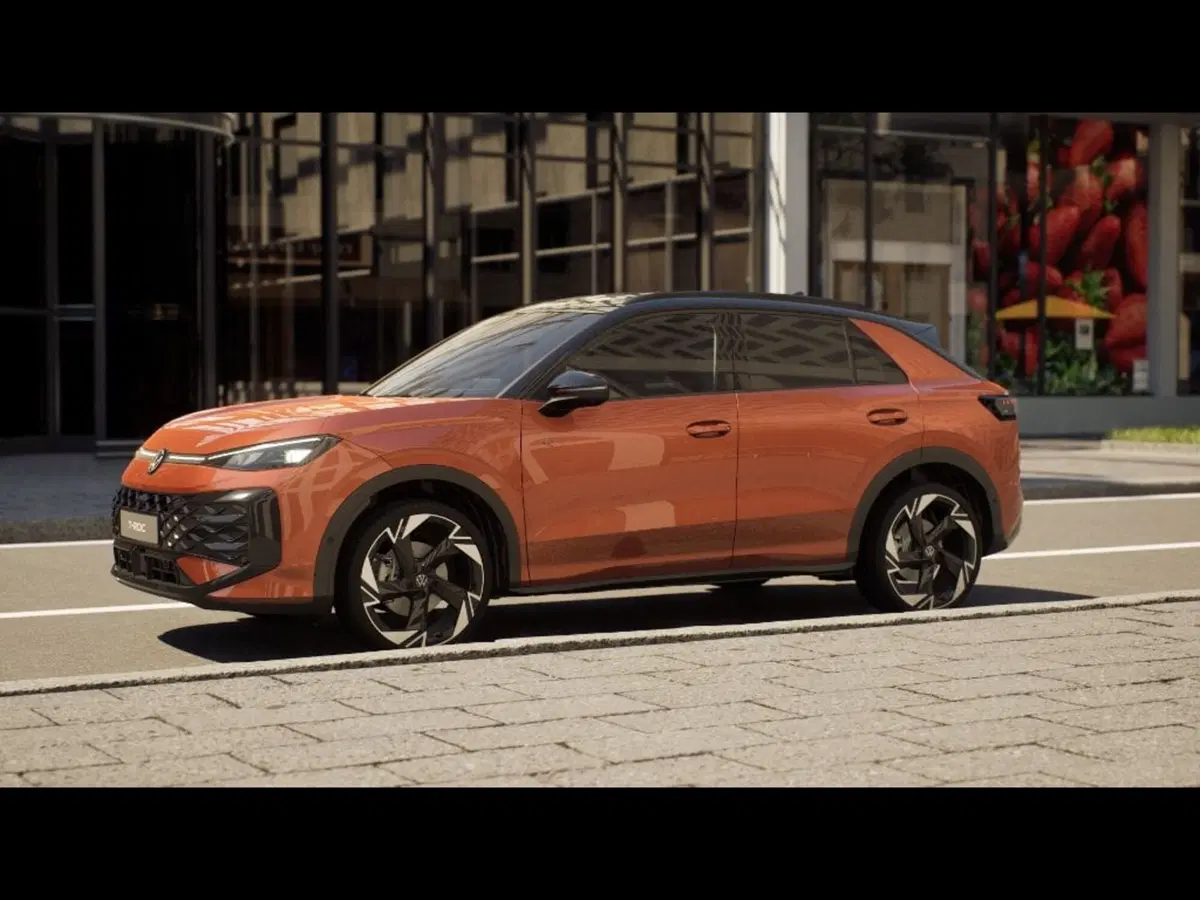 Volkswagen T-Roc nuova a Livorno (2)