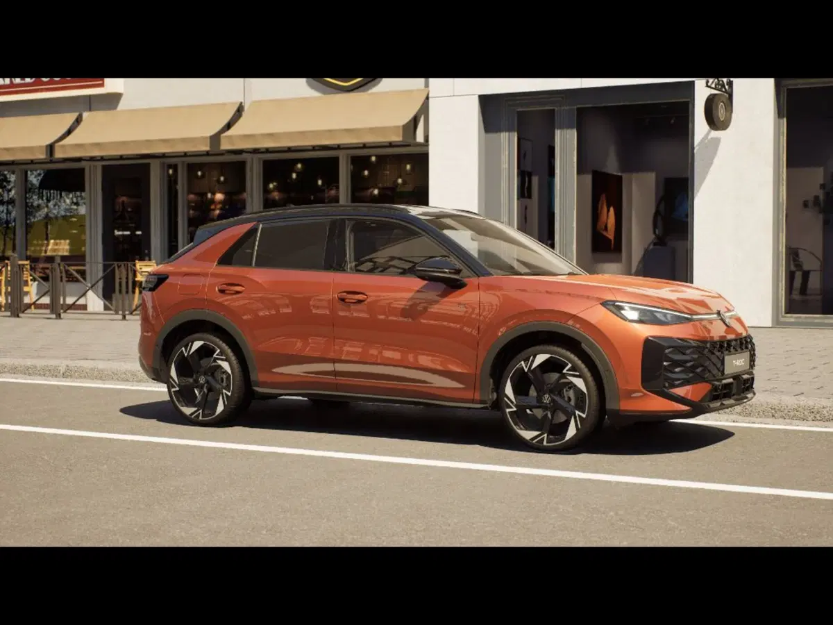 Volkswagen T-Roc nuova a Livorno (3)