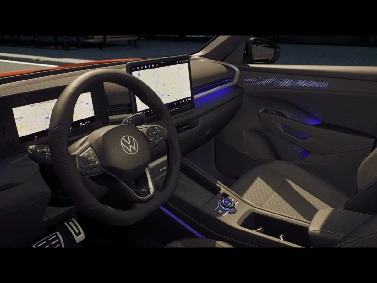 Volkswagen T-Roc nuova a Livorno (6)