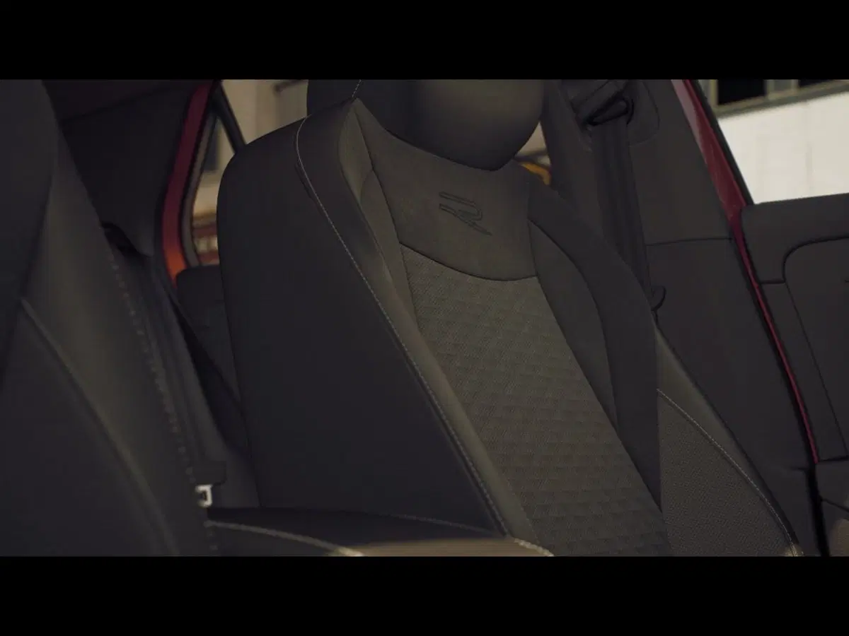 Volkswagen T-Roc nuova a Livorno (7)