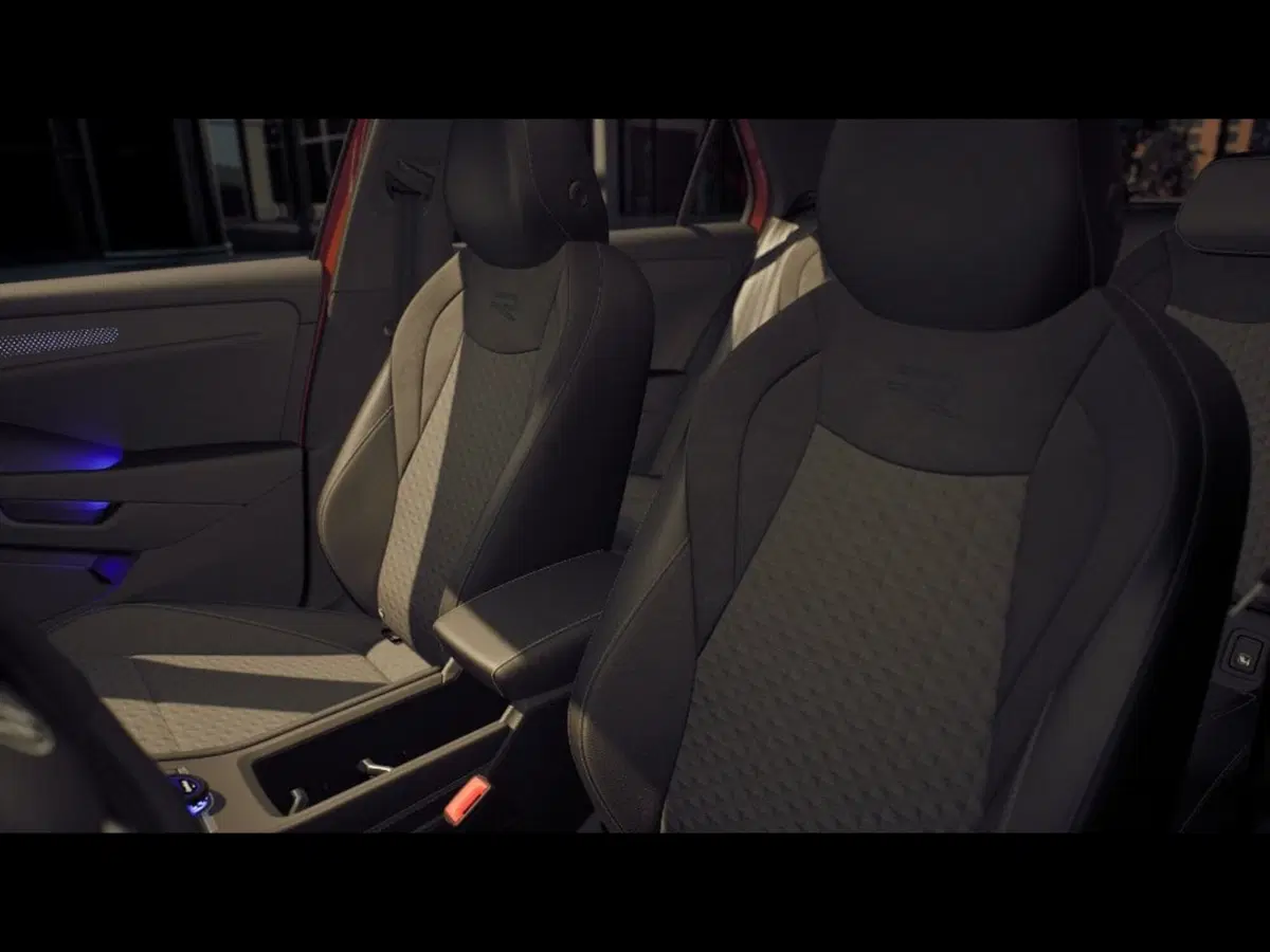Volkswagen T-Roc nuova a Livorno (8)