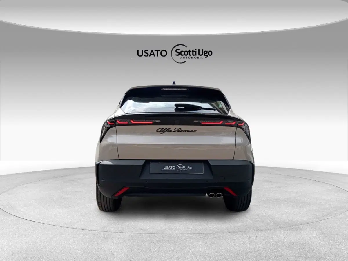 Alfa Romeo Junior usata a Livorno (7)
