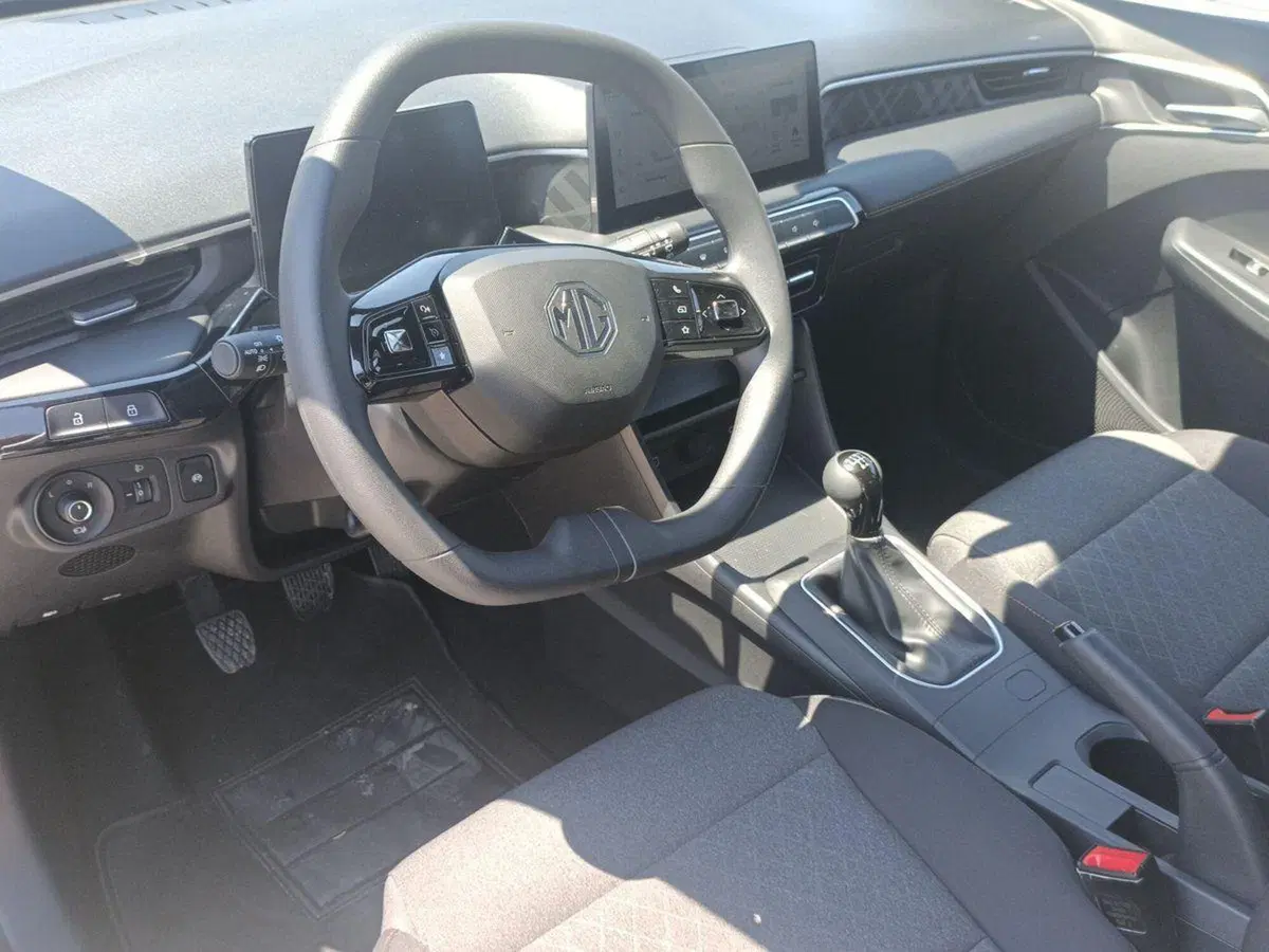 Mg MG3 usata a Bari (10)