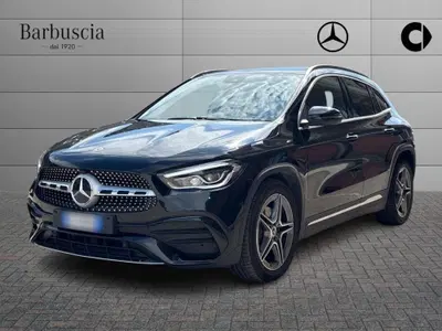 Mercedes-Benz GLA SUV 200 d AMG Line Premium Plus 4matic auto del 2023 usata a Pescara