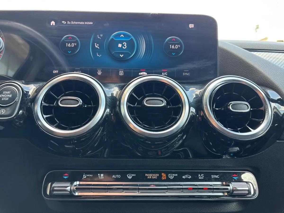 Mercedes-Benz GLA SUV usata a Pescara (14)