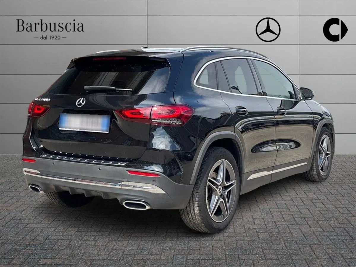 Mercedes-Benz GLA SUV usata a Pescara (3)