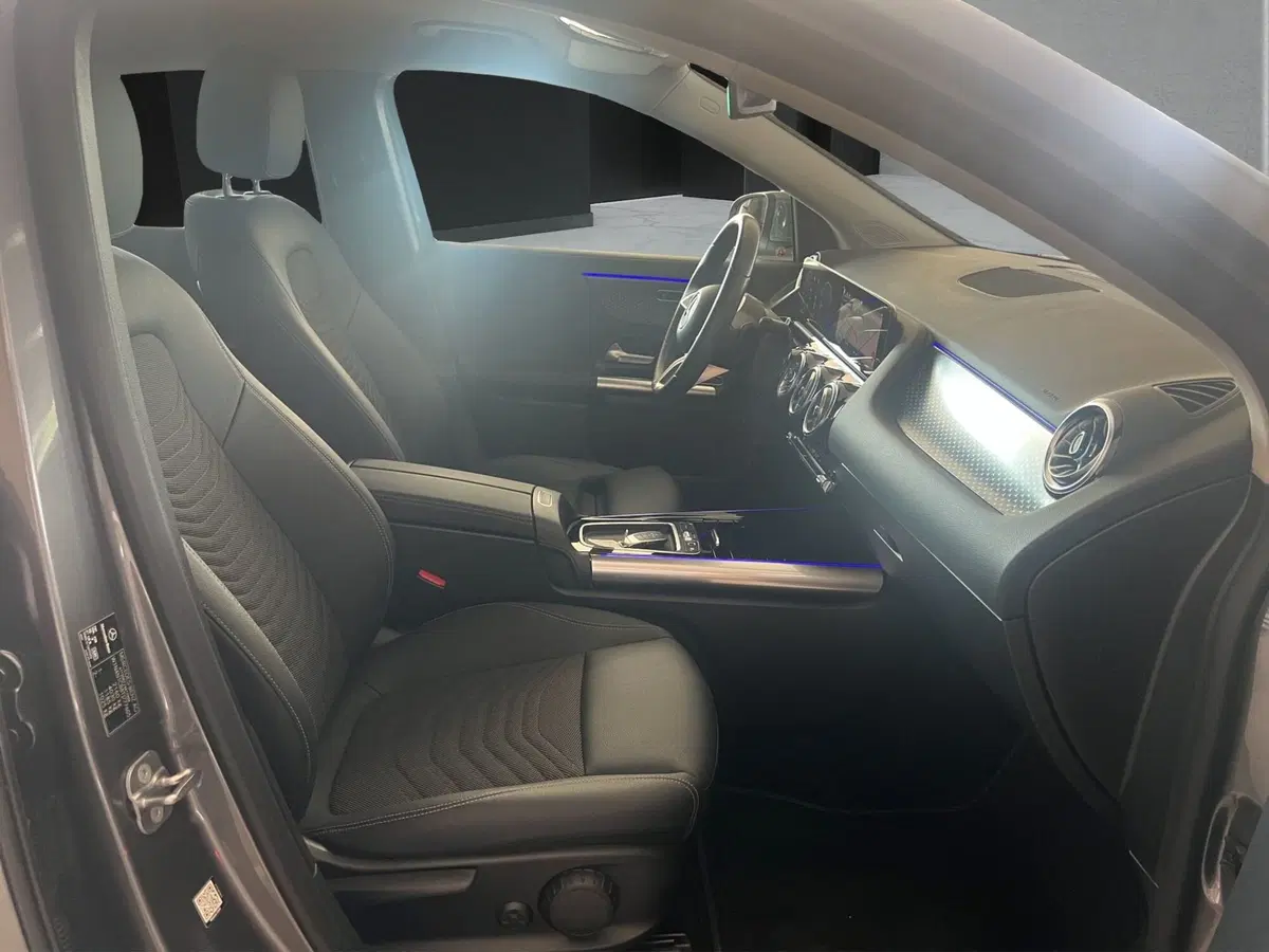 Mercedes-Benz GLA SUV usata a Cosenza (18)