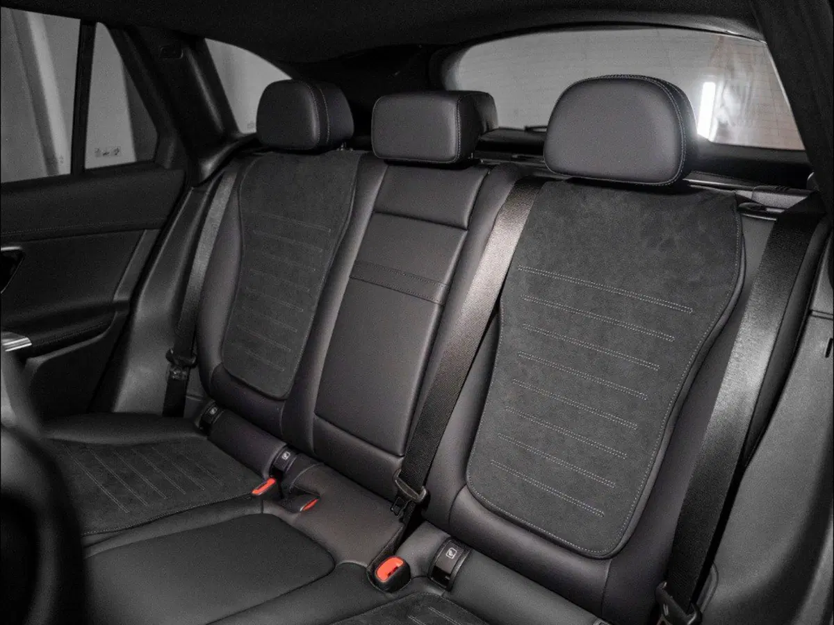 Mercedes-Benz GLC SUV nuova a Rimini (12)