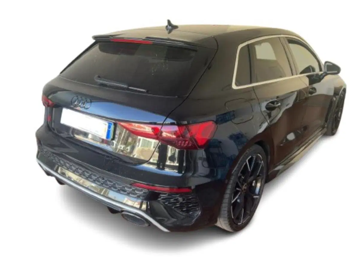 Audi RS 3 Sportback usata a Como (5)